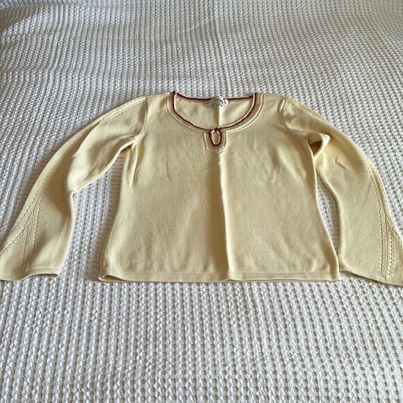 Tommy Hilfiger Sweater flare sleeve dainty button size L - Picture 1 of 8